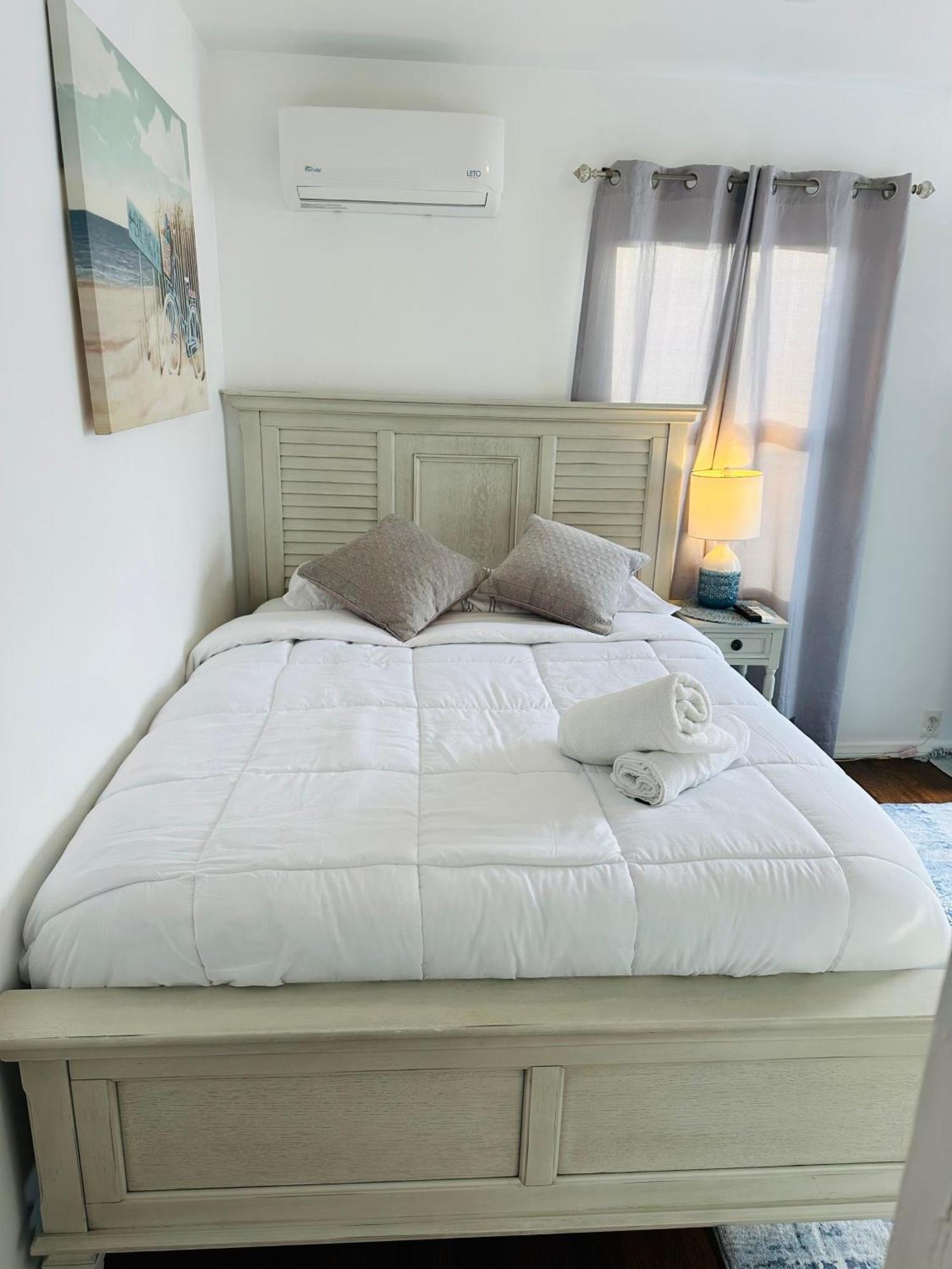 Studio, 5 Minutes To Venice Free Parking! Los Angeles